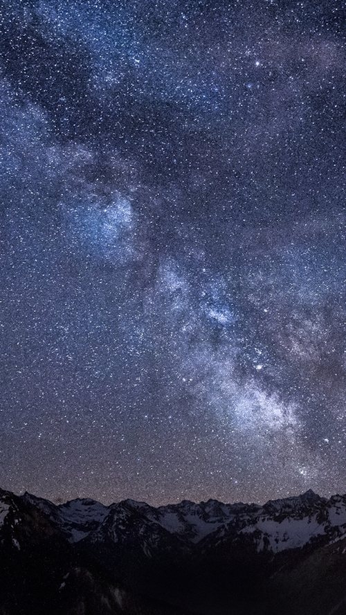 iPhone HD Retina Designsmag Wallpaper Thumb