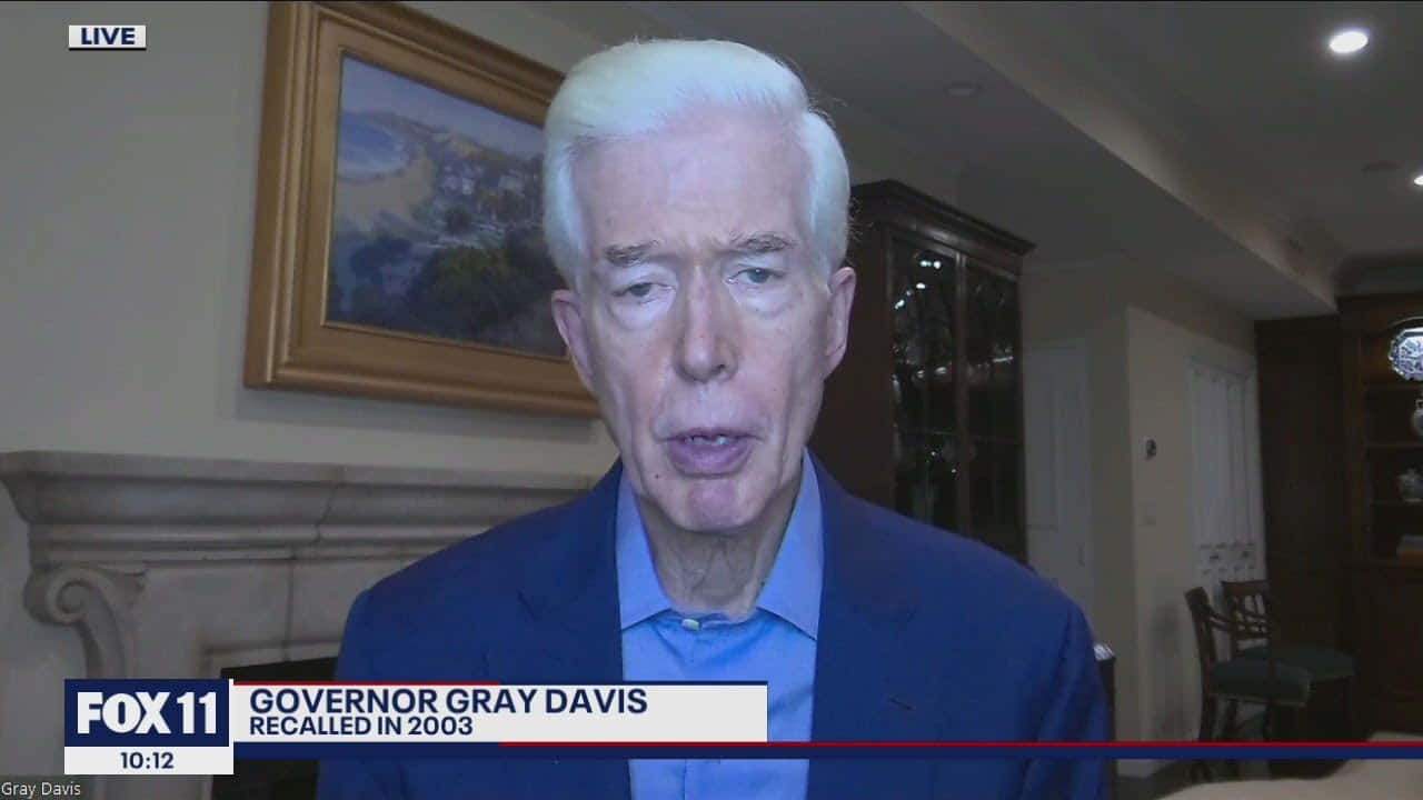 Gray Davis Inter Fox11 Wallpaper