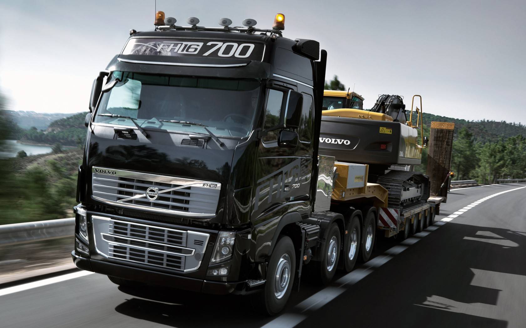 Trucks Volvo Wallpaper