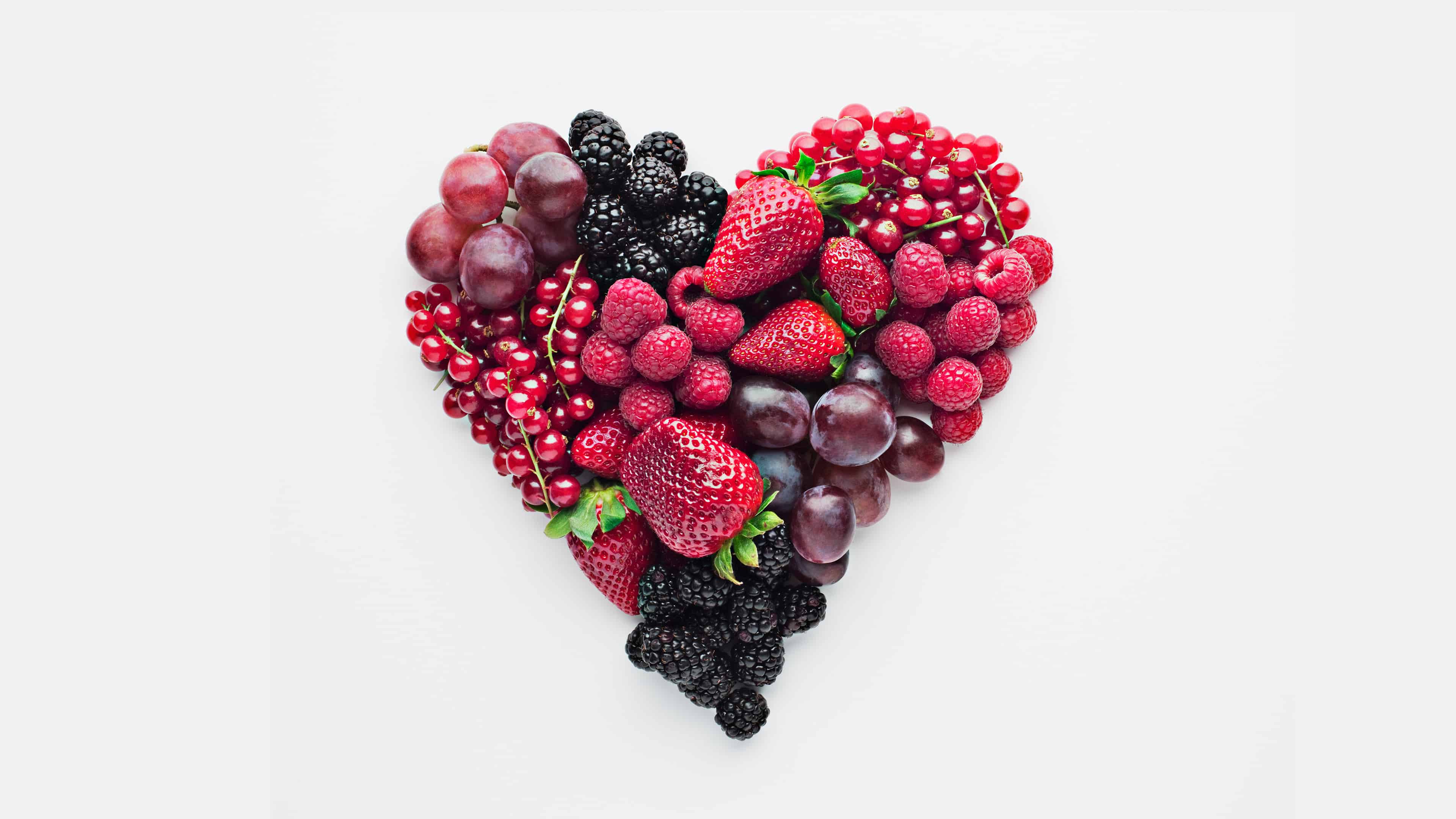 Fruit Heart UHD 4k Wallpaper