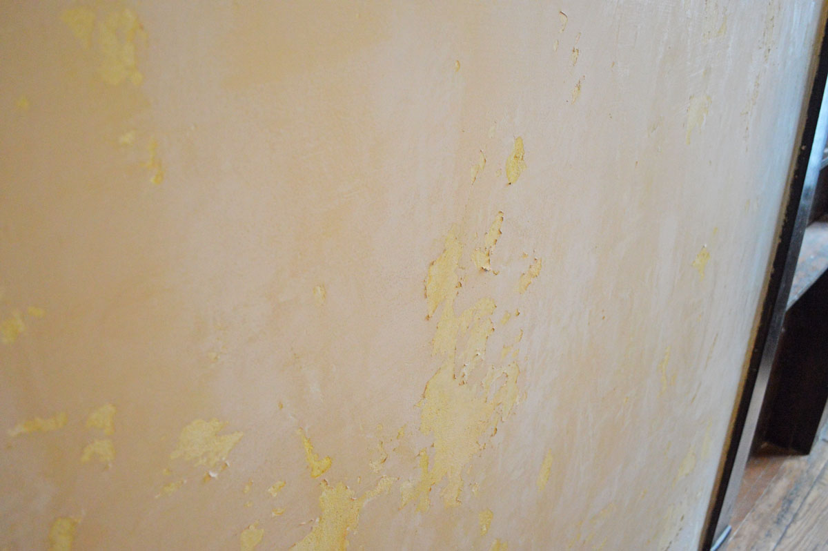 Wallpaper On Old Plaster Walls Steamer Peeling Paint And