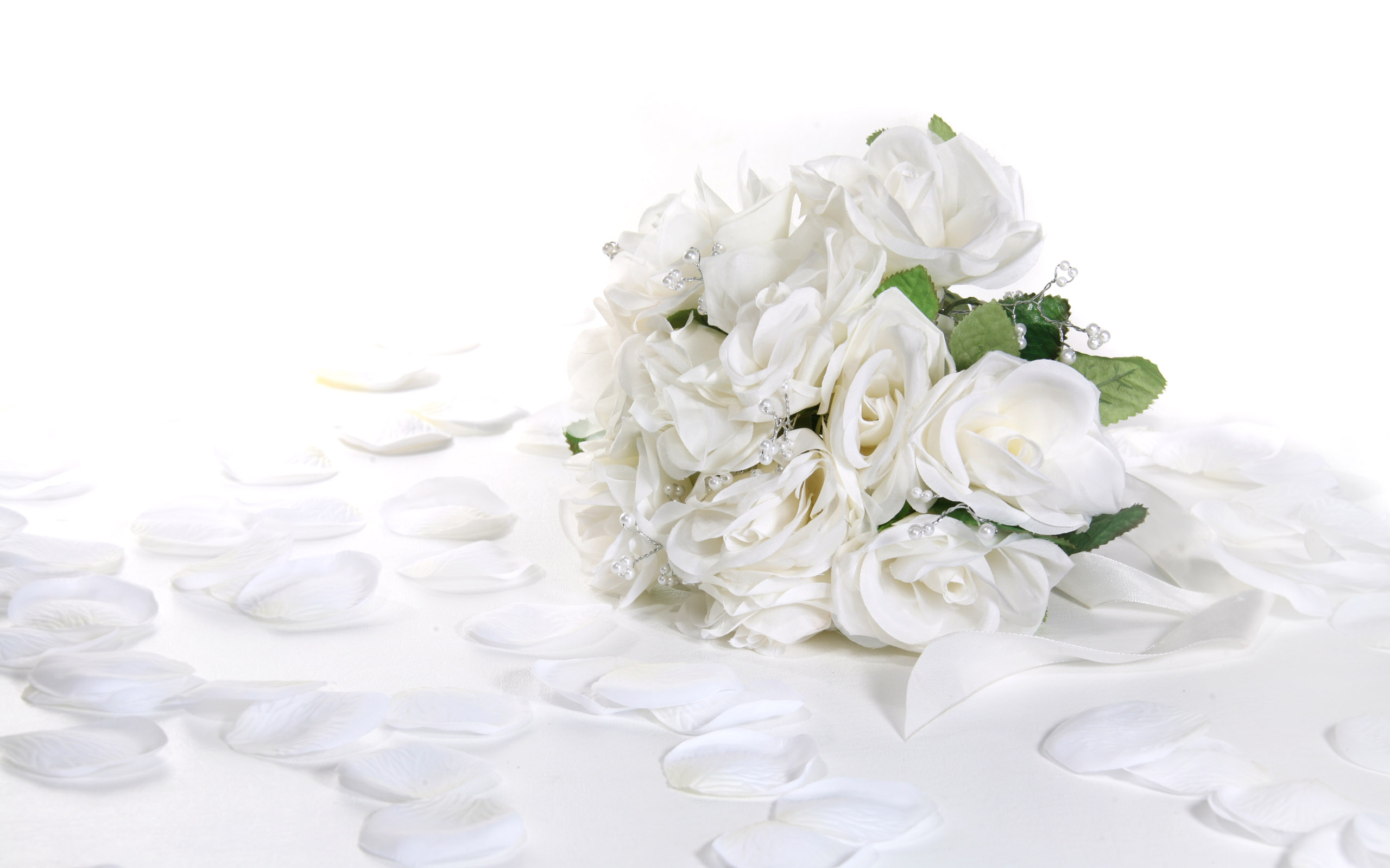 Romantic White Rose Flower Wedding Wallpaper H