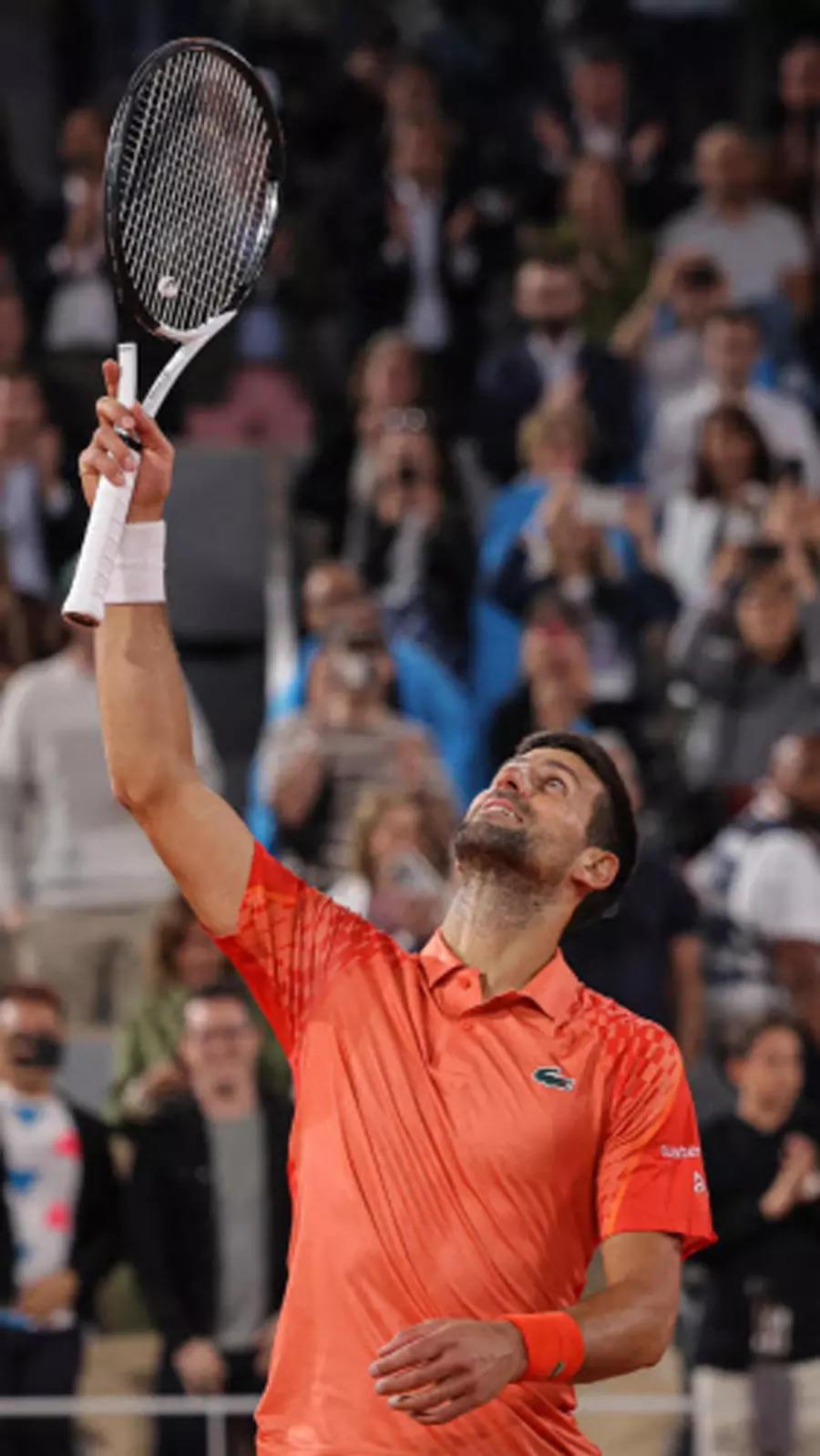 French Open Novak Djokovic Moves Into Third Round On Day