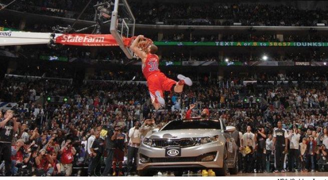 Blake Griffin Car Dunk Wallpaper Pictures