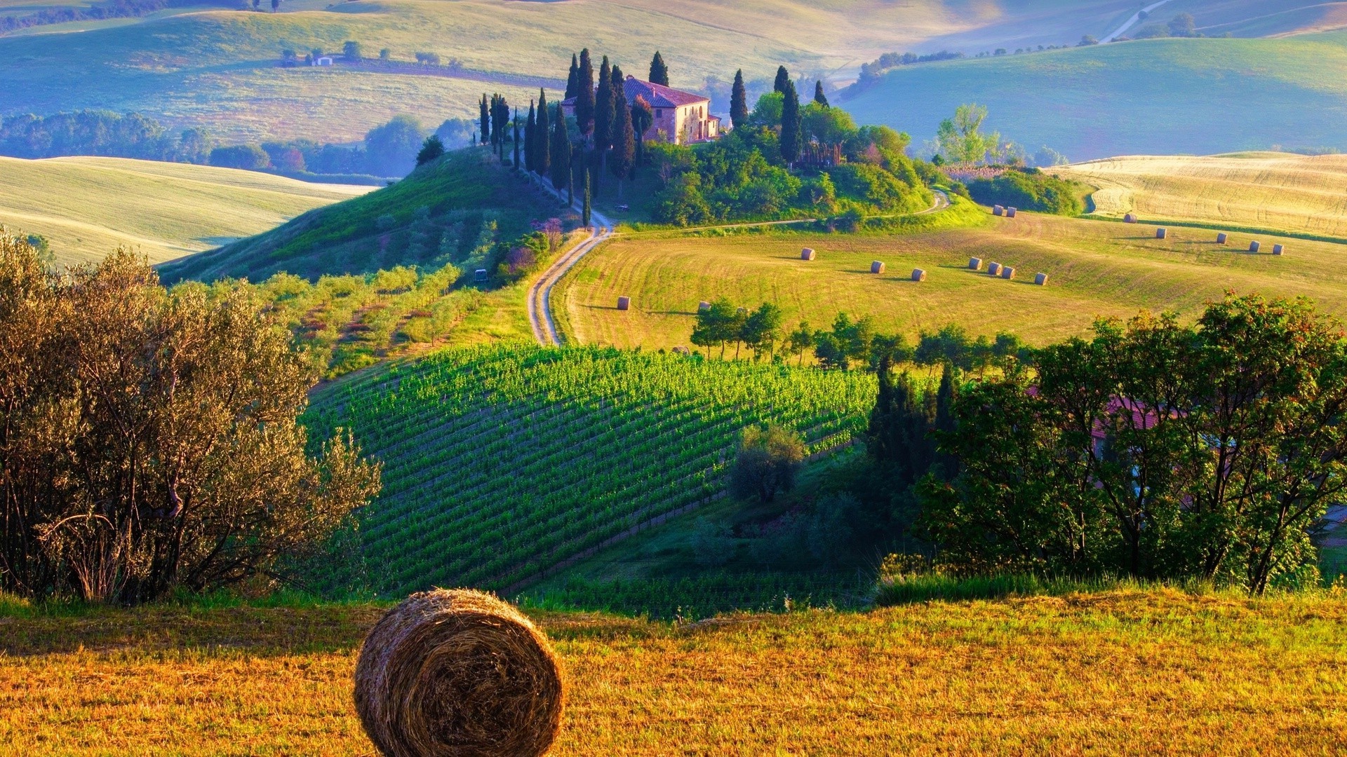 Tuscany Wallpaper