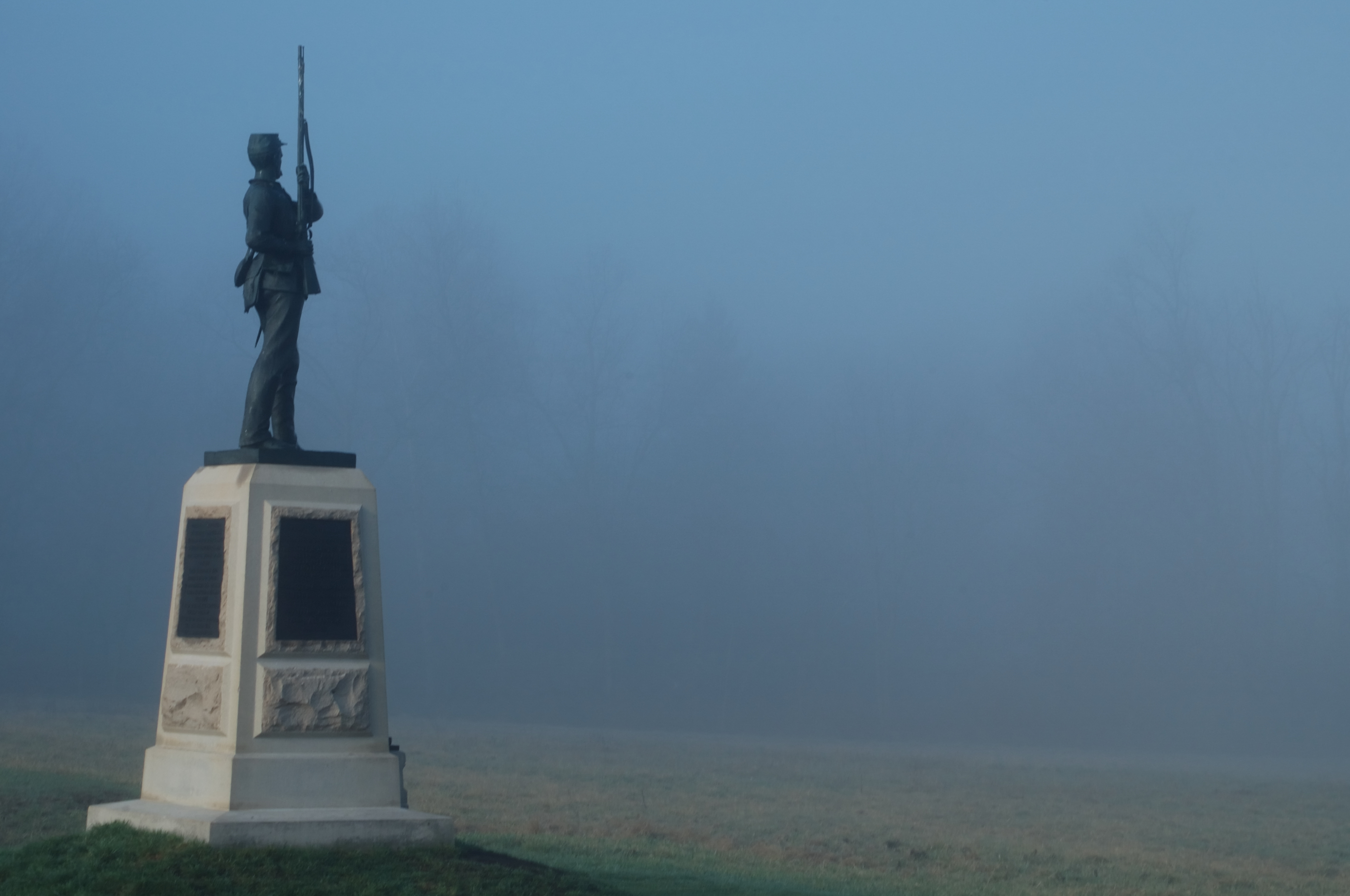 Fog Gettysburg Statues Civil War HD Wallpaper Art Fantasy