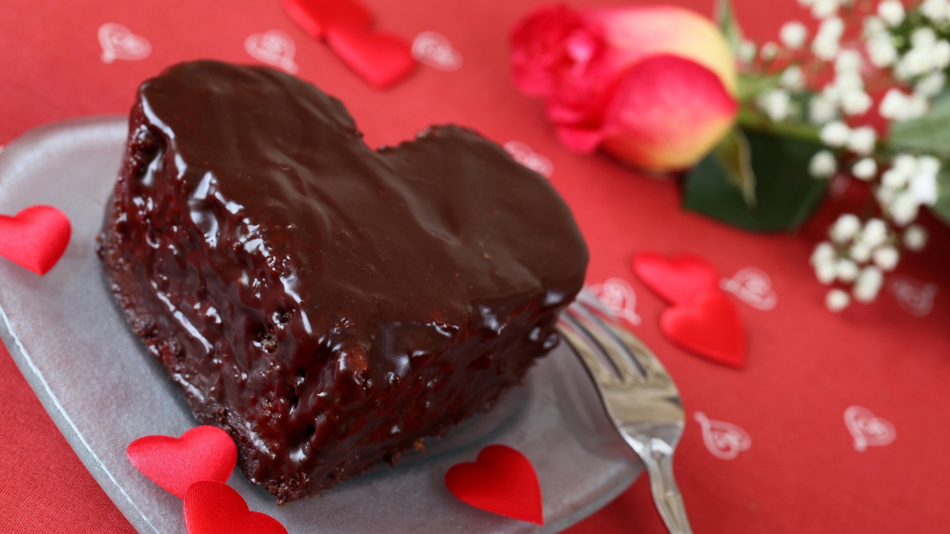 Chocolate Cake Heart HD Wallpaper