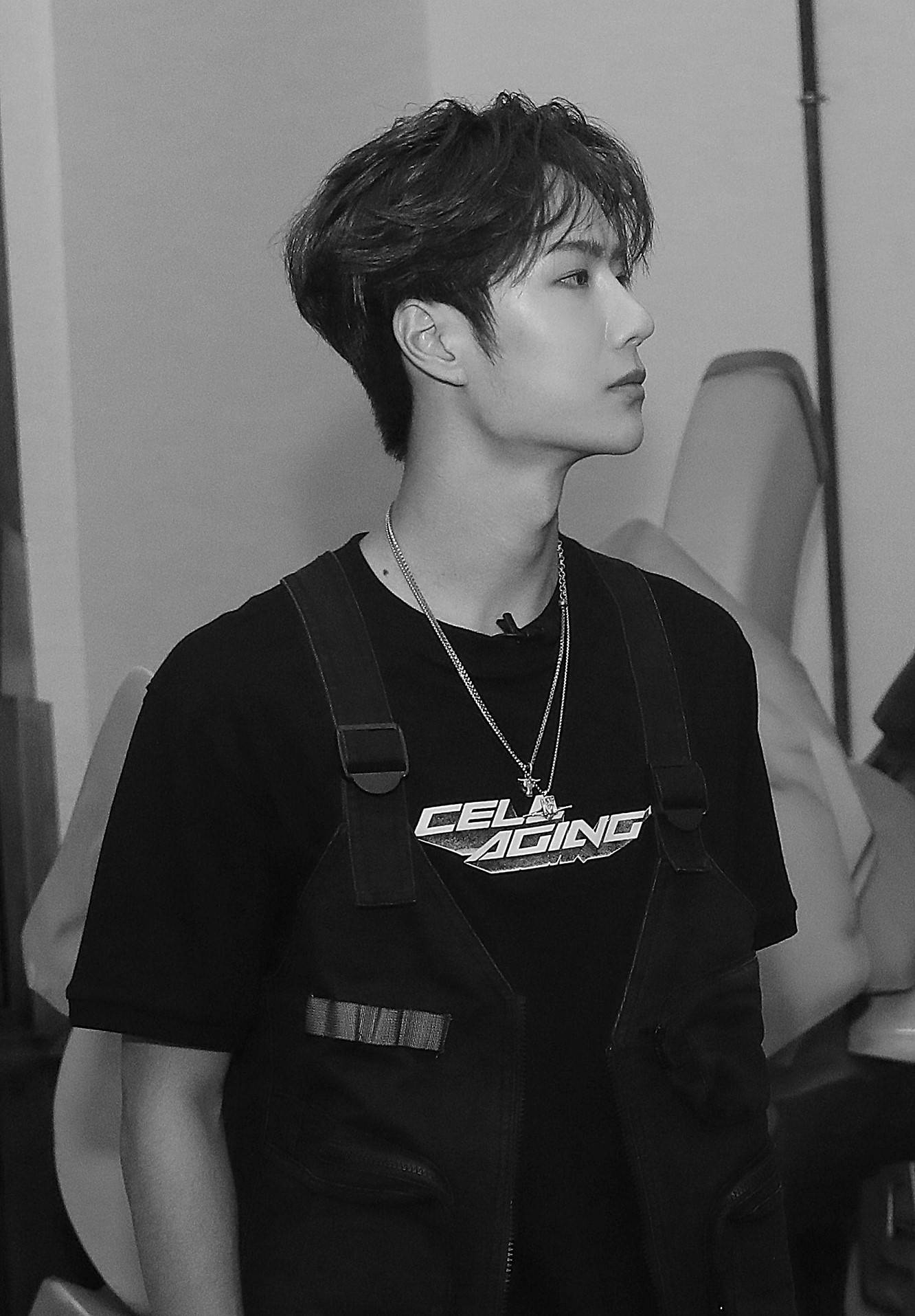 Wang Yibo Wallpaper
