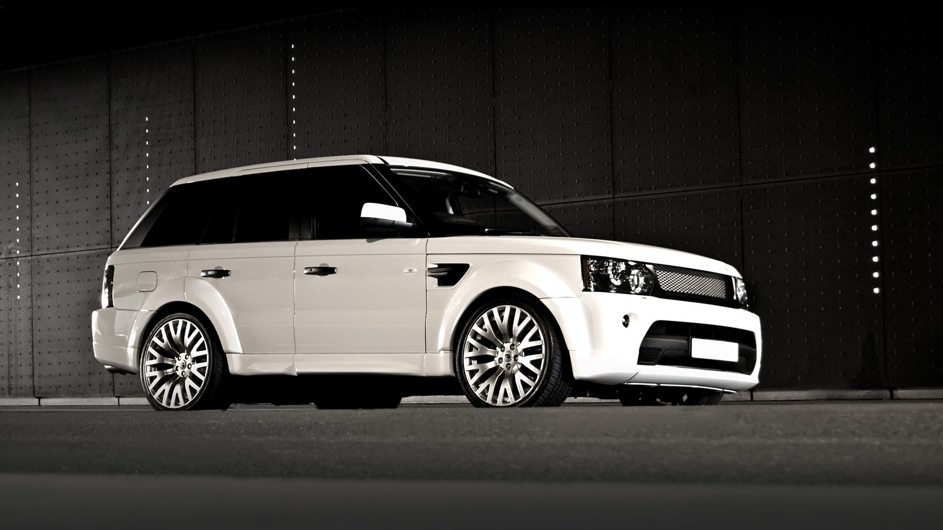 Free download Range Rover Sport Whit HD Wallpaper Background 1920x1080