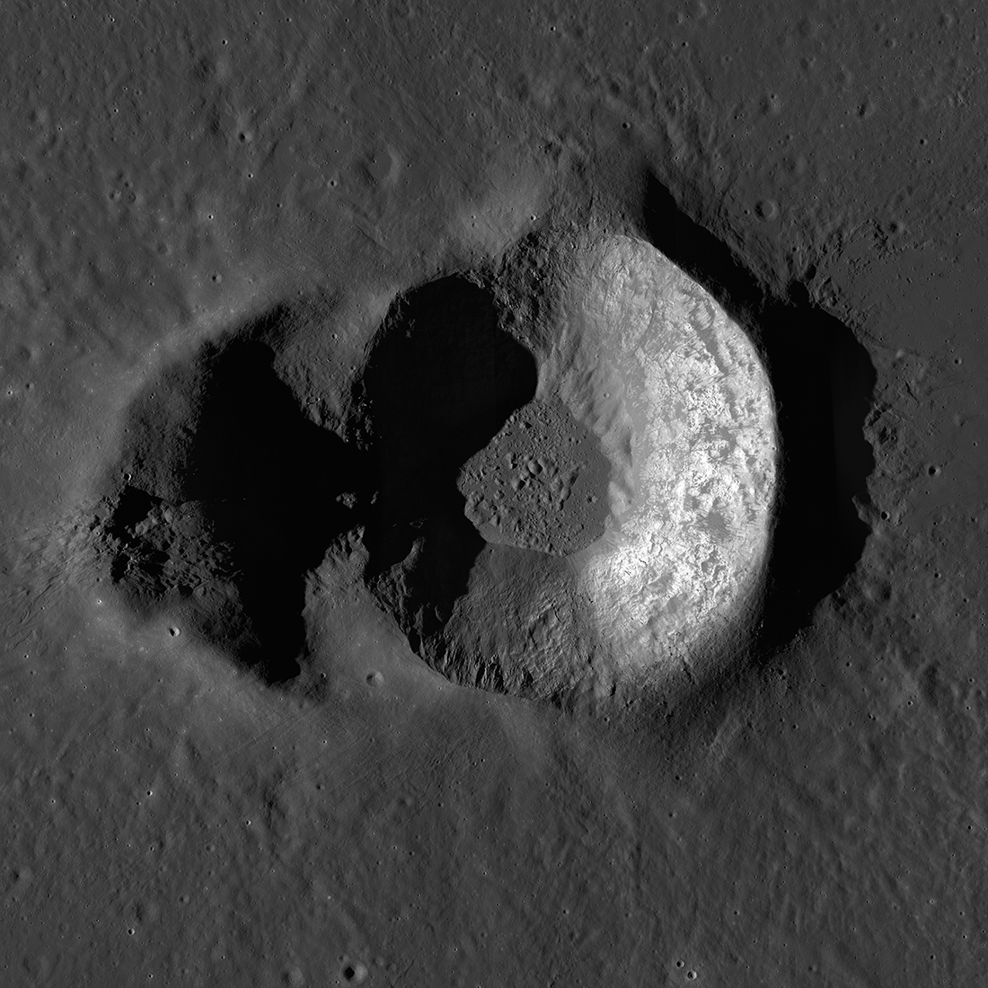 Exciting New Image Lunar Reconnaissance Orbiter Camera