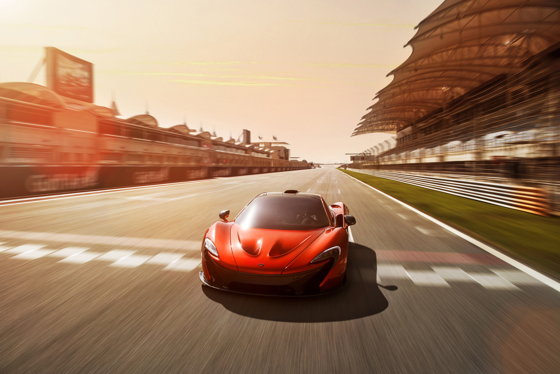 During The Mclaren P1 S Middle East Debut Supercar Also Paid An
