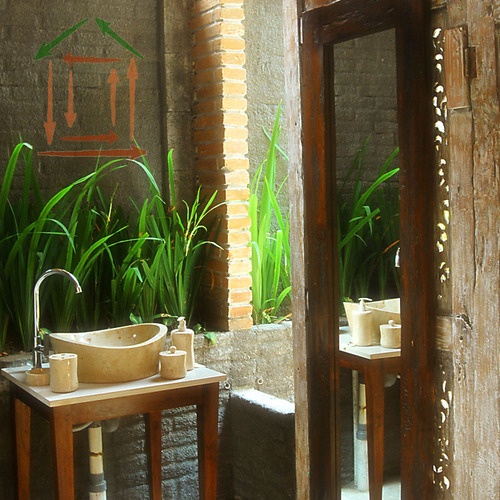 42 Amazing Tropical Bathroom Dcor Ideas   DigsDigs 500x500