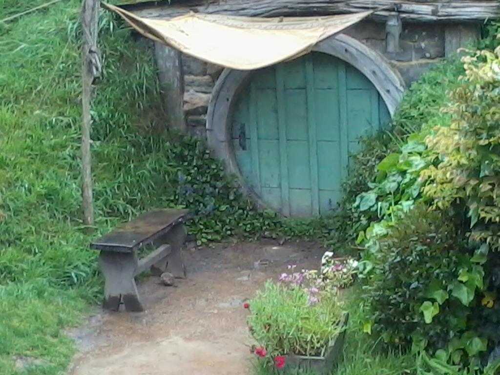 Hobbit Hole Back Door By Wulfgarcyng