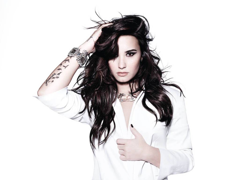 Demi Lovato 2015 1377353634