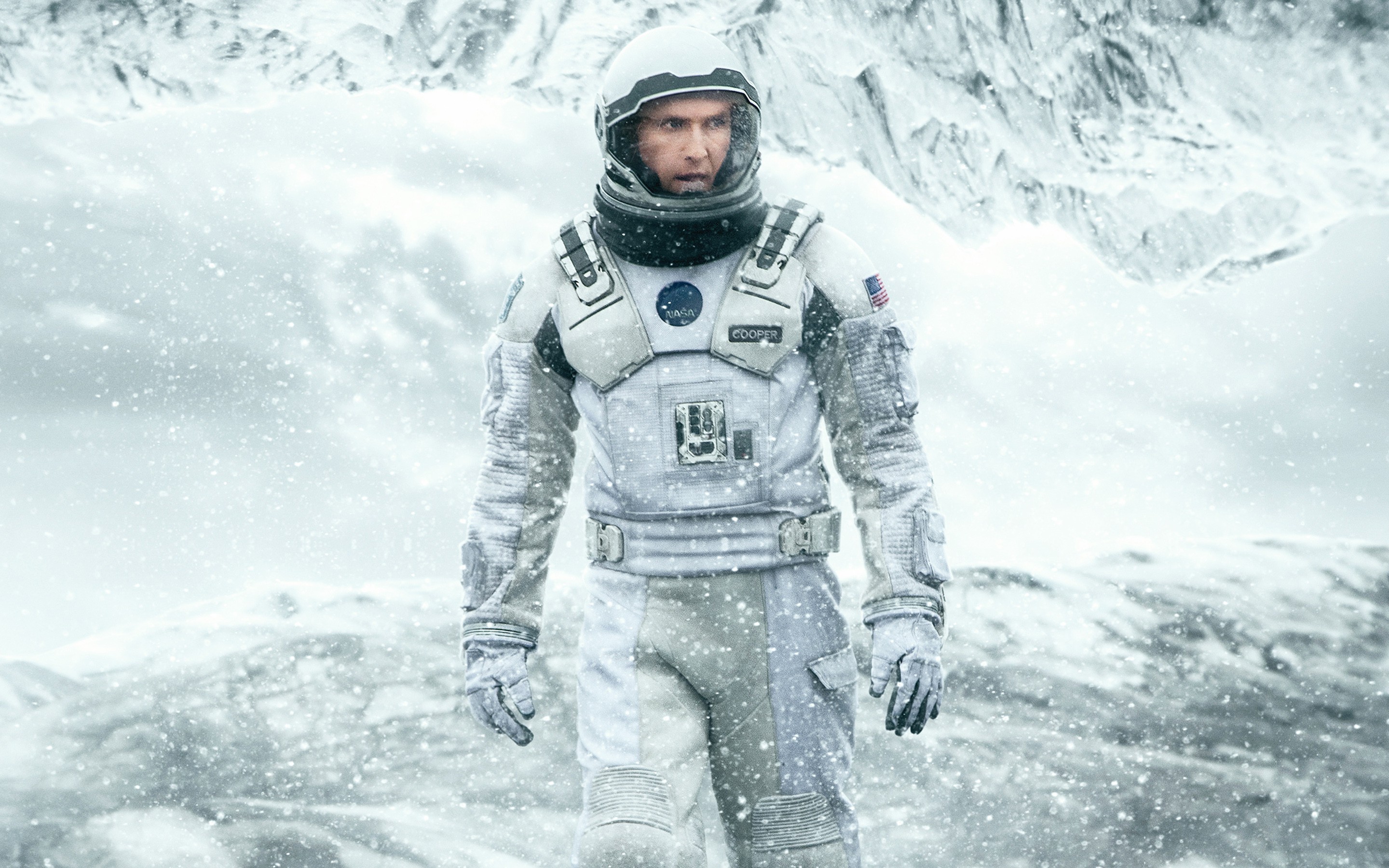 Matthew Mcconaughey In Interstellar Movie Wallpaper