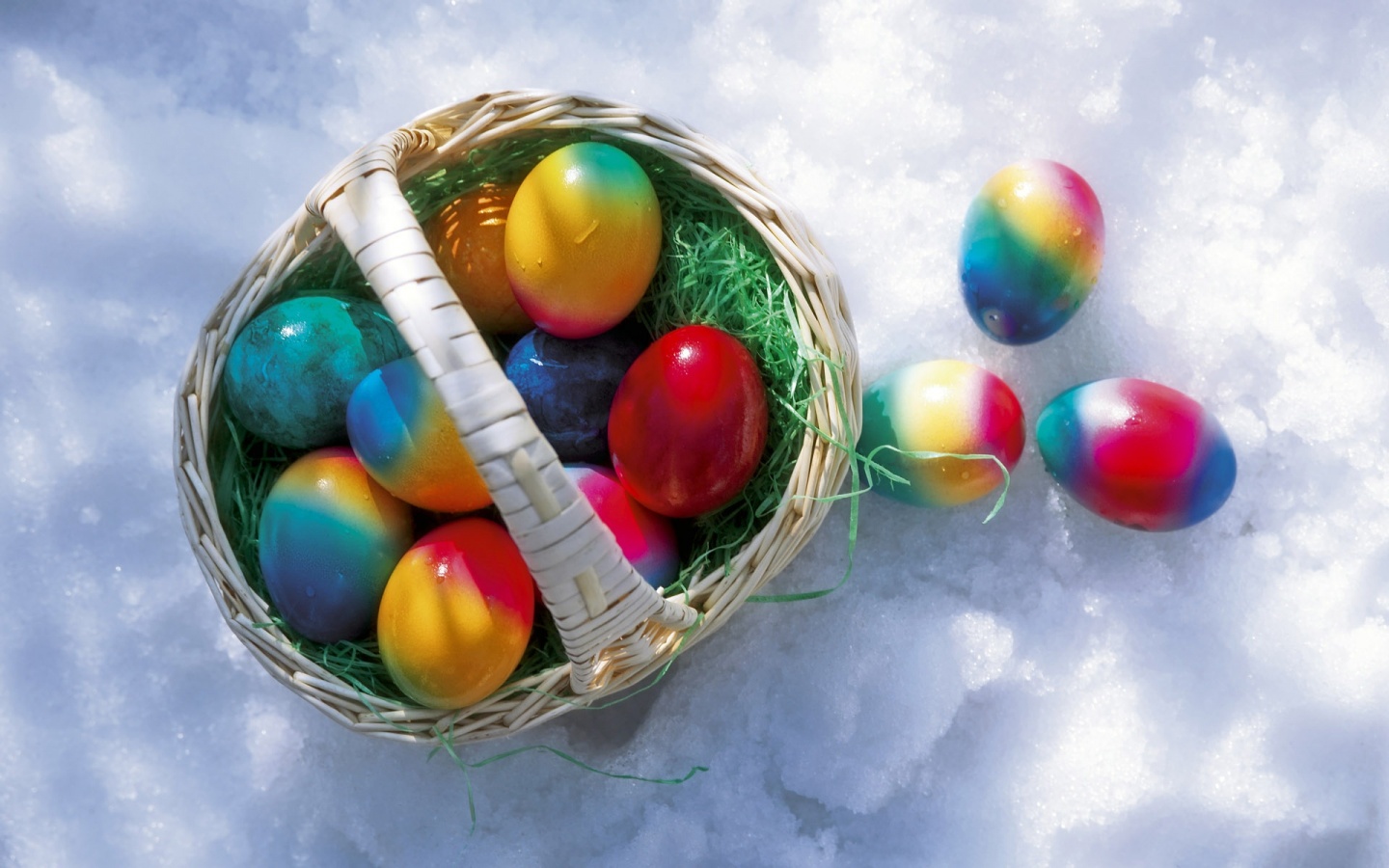 Easter Eggs In The Snow Desktop Pc And Mac Wallpaper