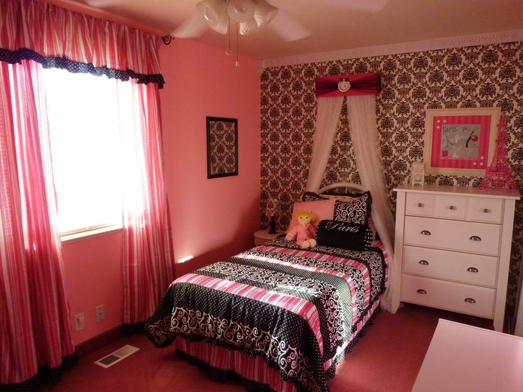 Paris Themed Bedroom Pink Paint Wallpaper From Totalwallcovering