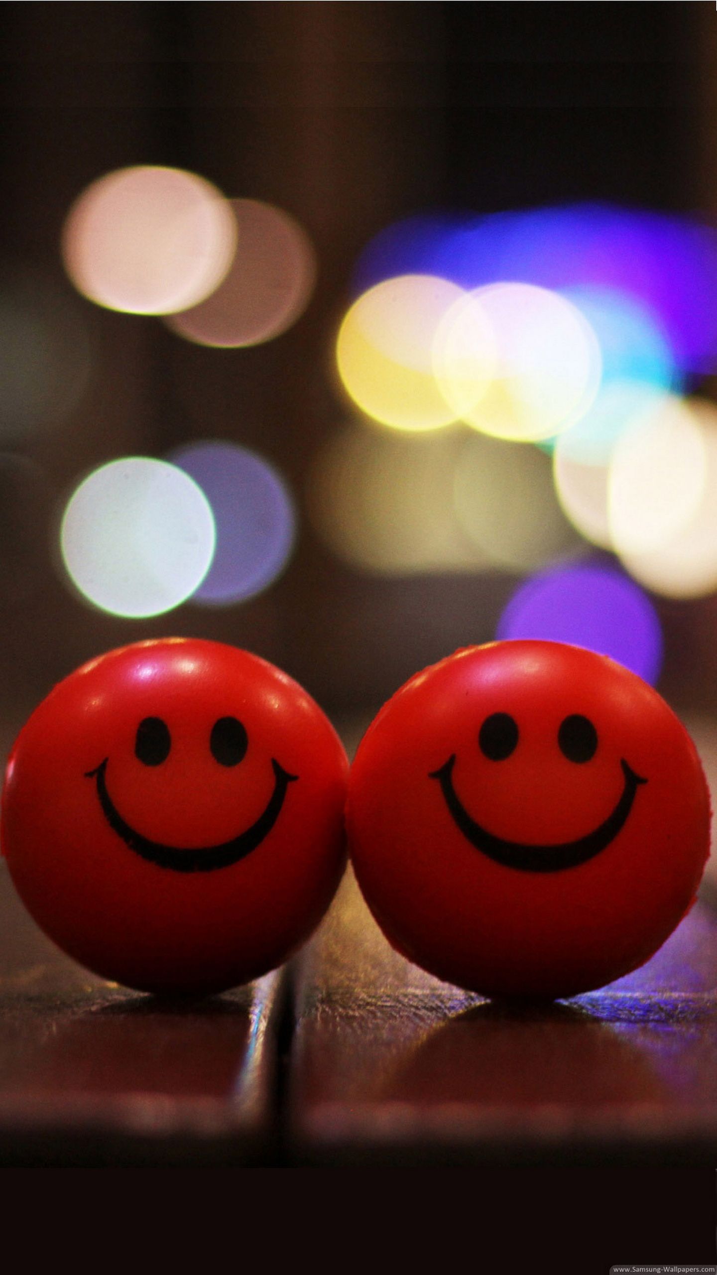 Two Little Red Smiley Balls Wallpaper Cute Love