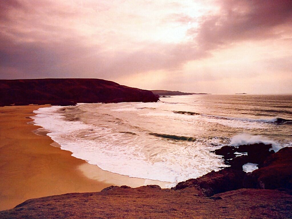 Lossit Bay Islay Beaches And Coasts Wallpaper