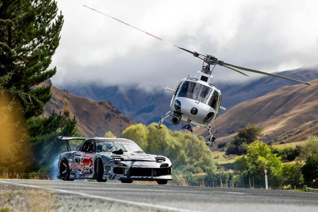 Mad Mike Drifting Crown Range In New Zealand Theadsgarage