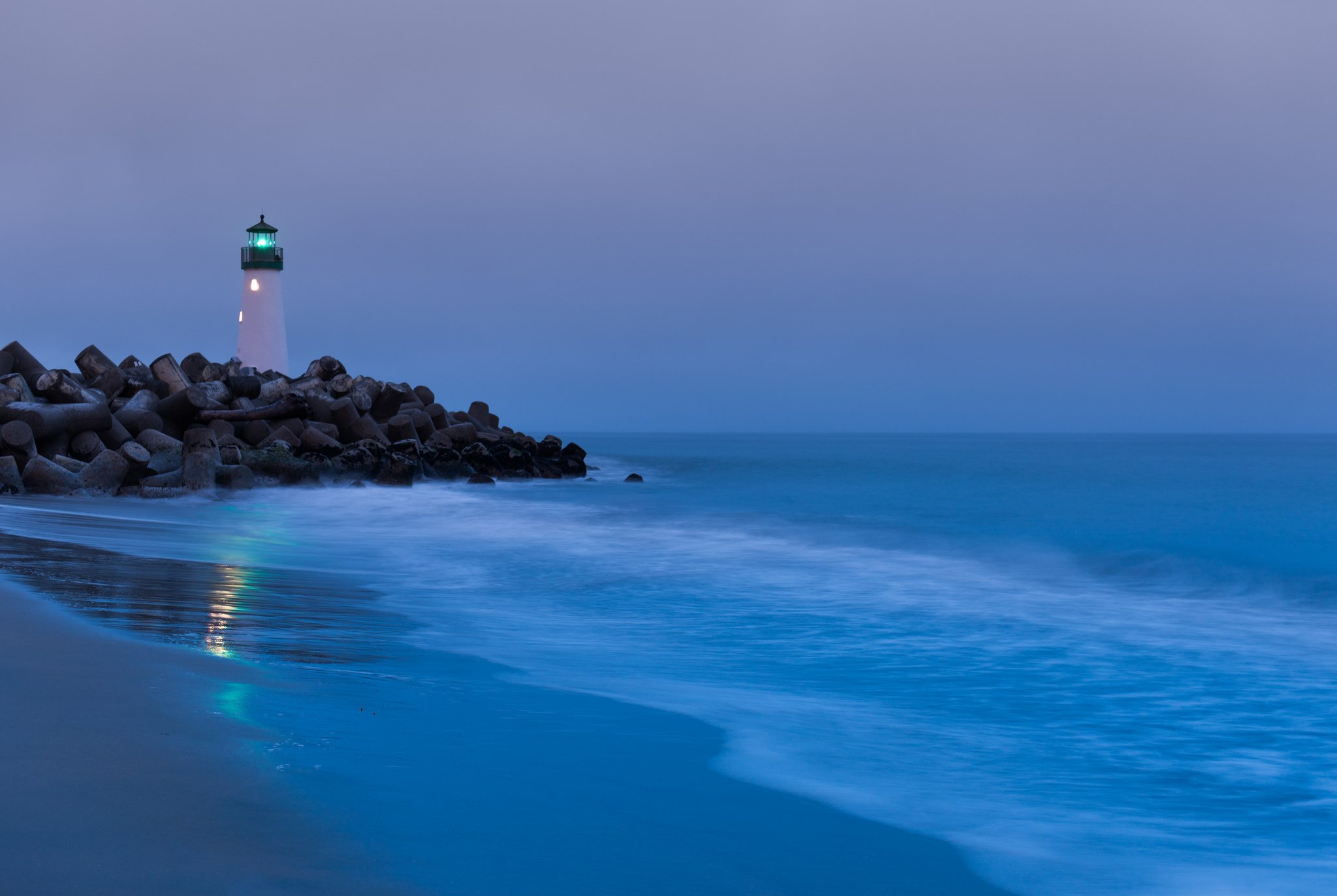 USA California lighthouse light rocks beach sand surf ocean wallpaper