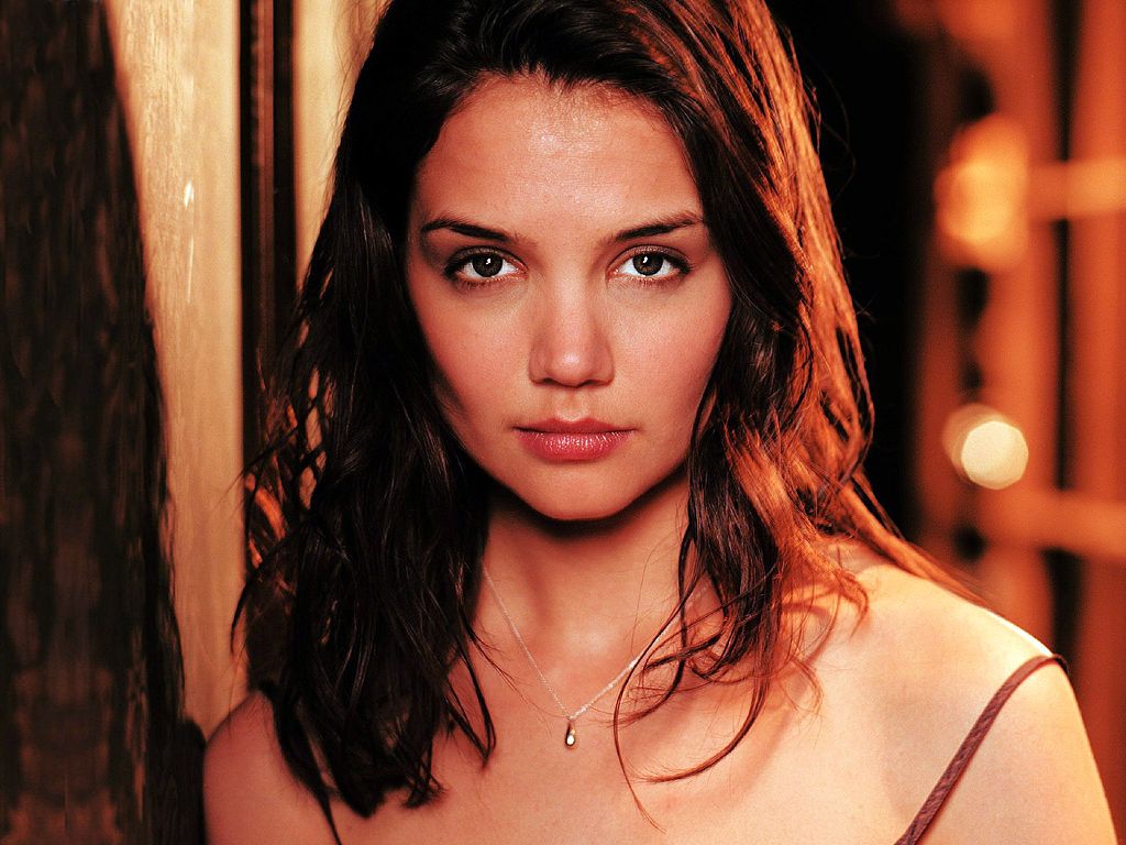 Katie Holmes Hot Pictures Photo Gallery Wallpaper