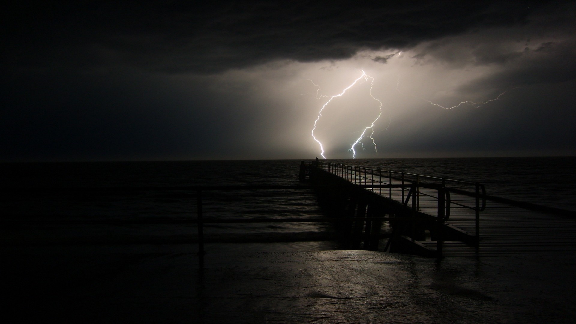 Wallpaper Night Sea Pier Lightning Thunderstorm Desktop
