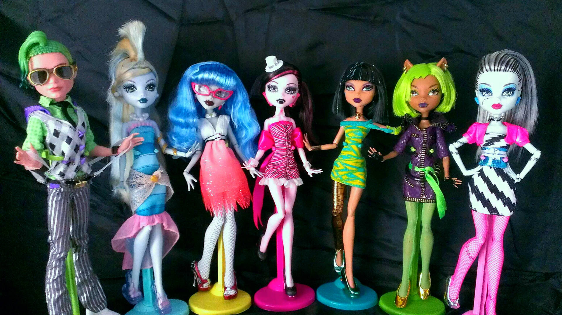 Bratz Aesthetic Wallpaper