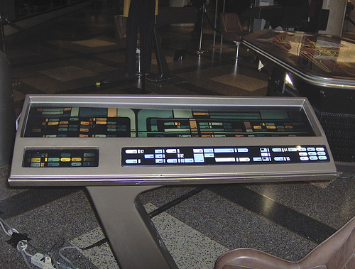 Star Trek Props Standing Engineering Console From Enterprise E