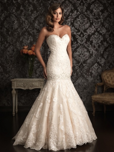How much material do i need for a wedding dress 400x533