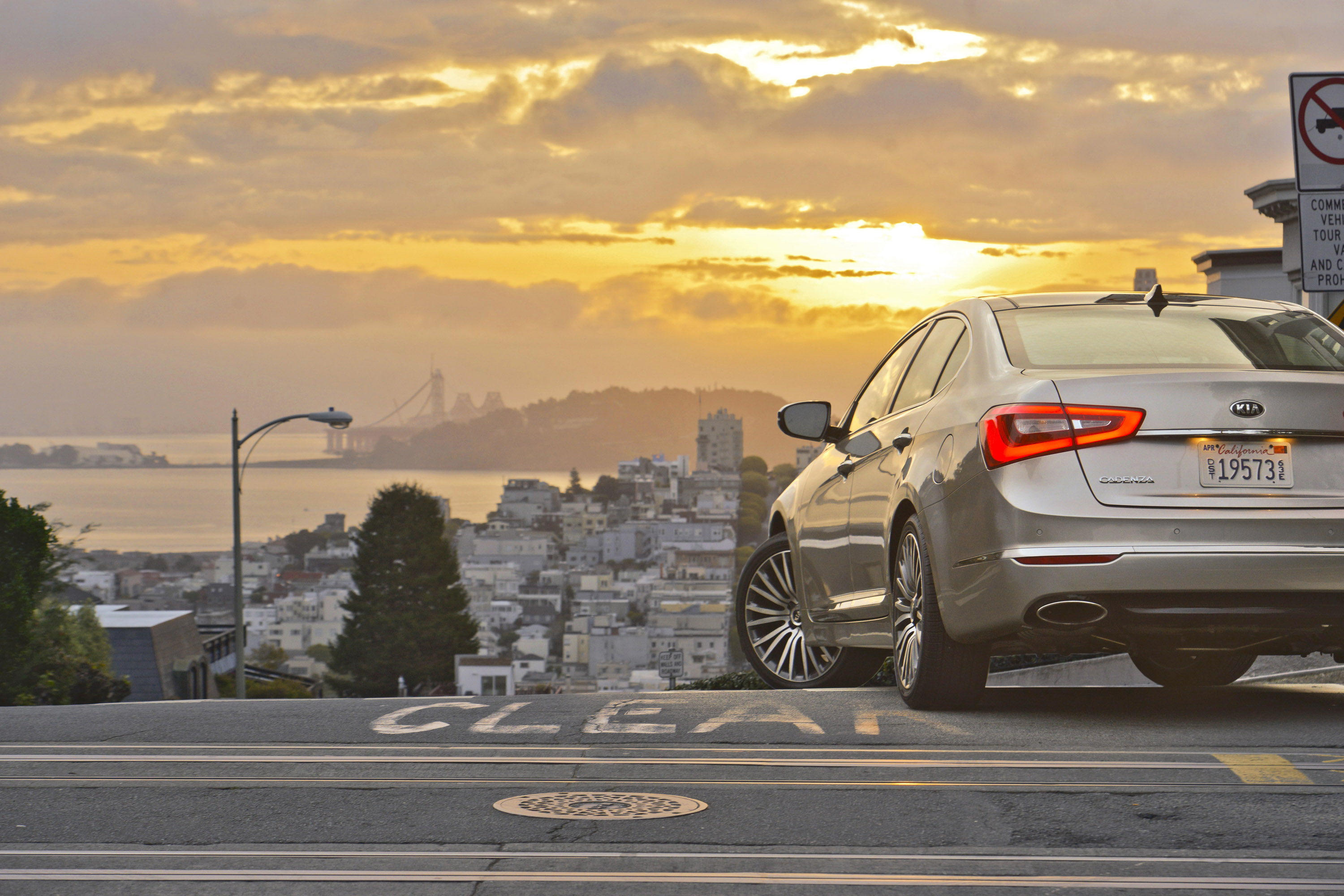 Kia Cadenza HD Picture Of