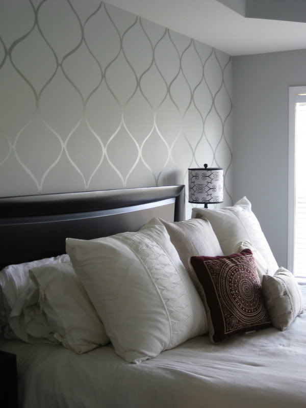 Wallpaper For An Accent Wall This Is Simultaneously Subtle And