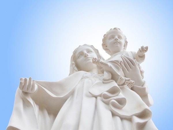 Mother Mary With Baby Jesus HD Wallpaper Background