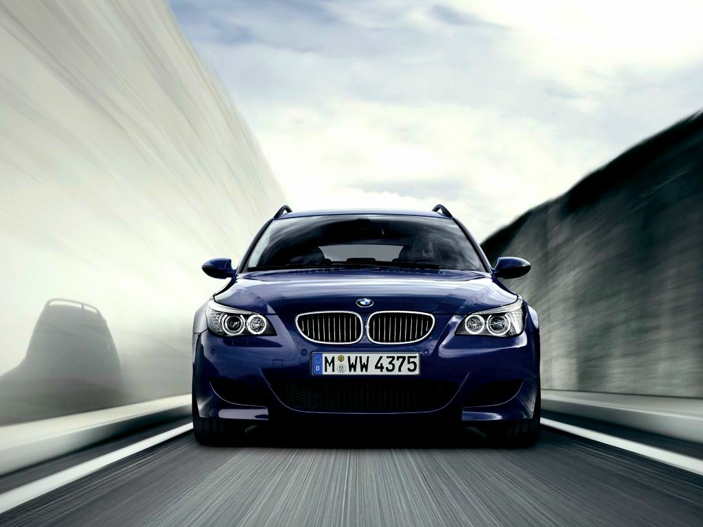 Bmw E61 HD Wallpaper Background Image Photos Pictures Yl