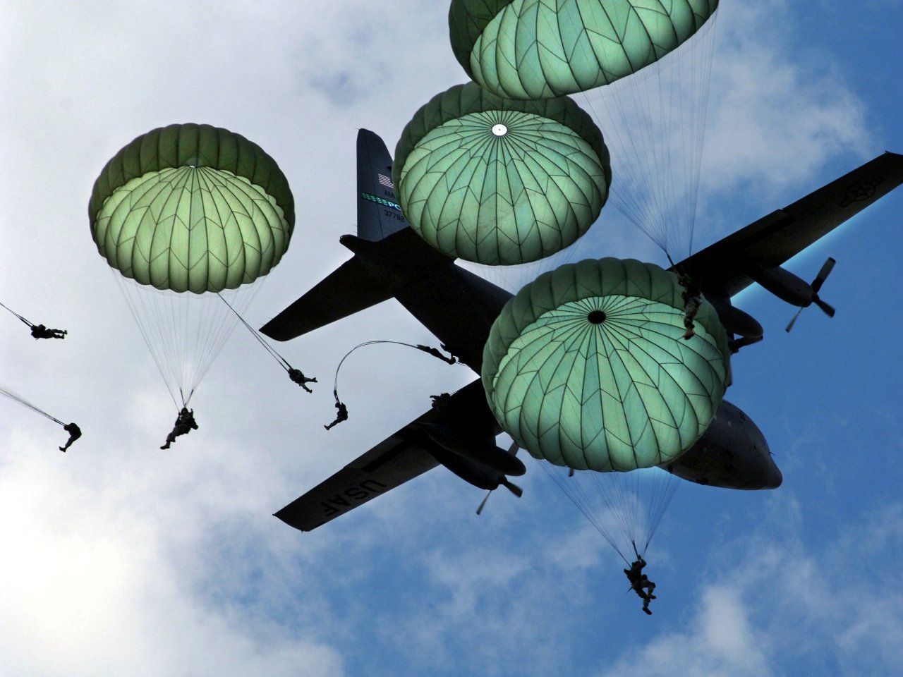 Parachute Photo Gallery Wallpaper Military