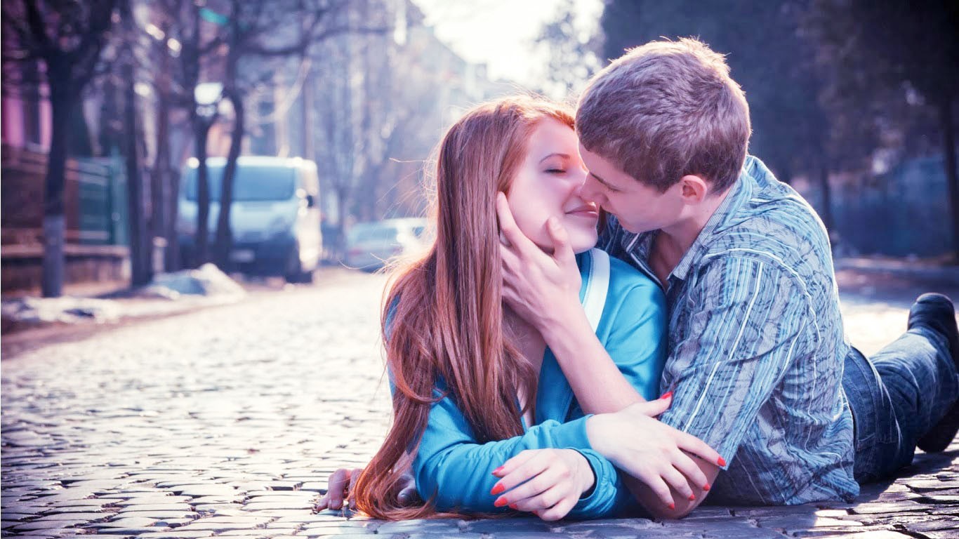 Boy and girl kissing wallpaper   SF Wallpaper