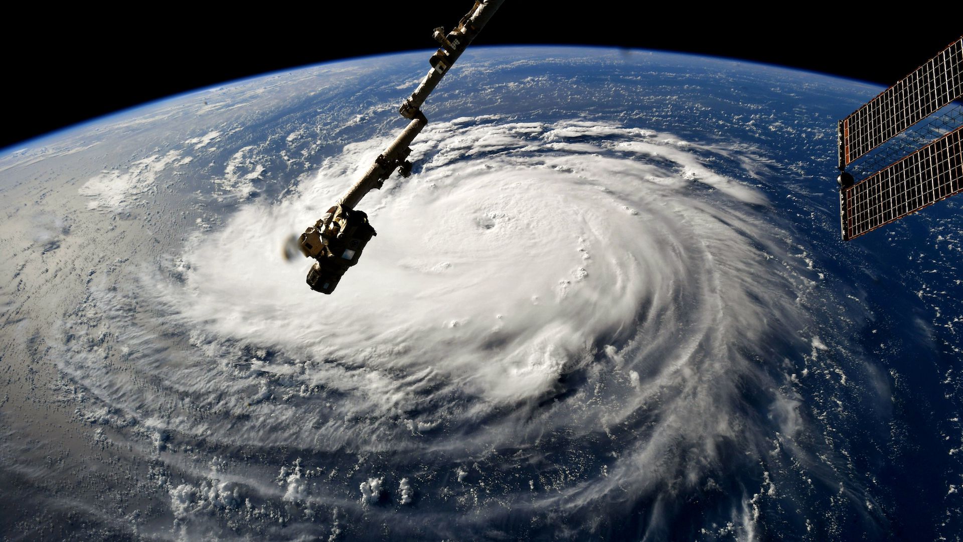 Go Deeper Hurricane Florence Is A Storm Threat Unlike Any Other
