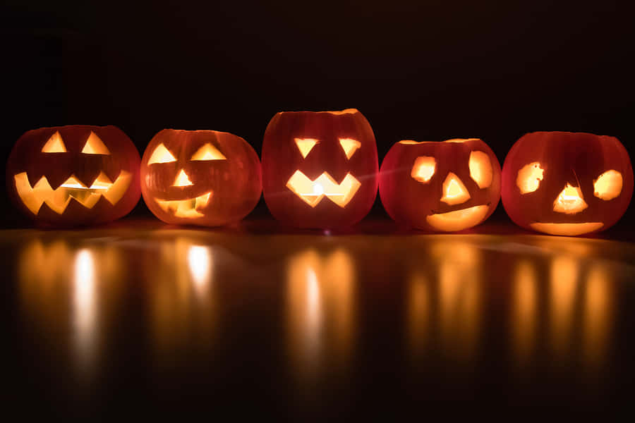 Pumpkin Carving Picture Wallpaper