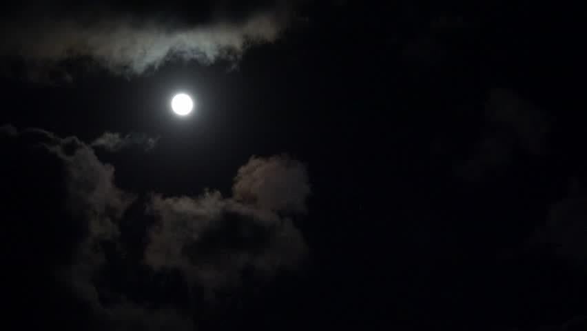 background 4k 00 25 ultra hd 4k full moon in clouds on sky night