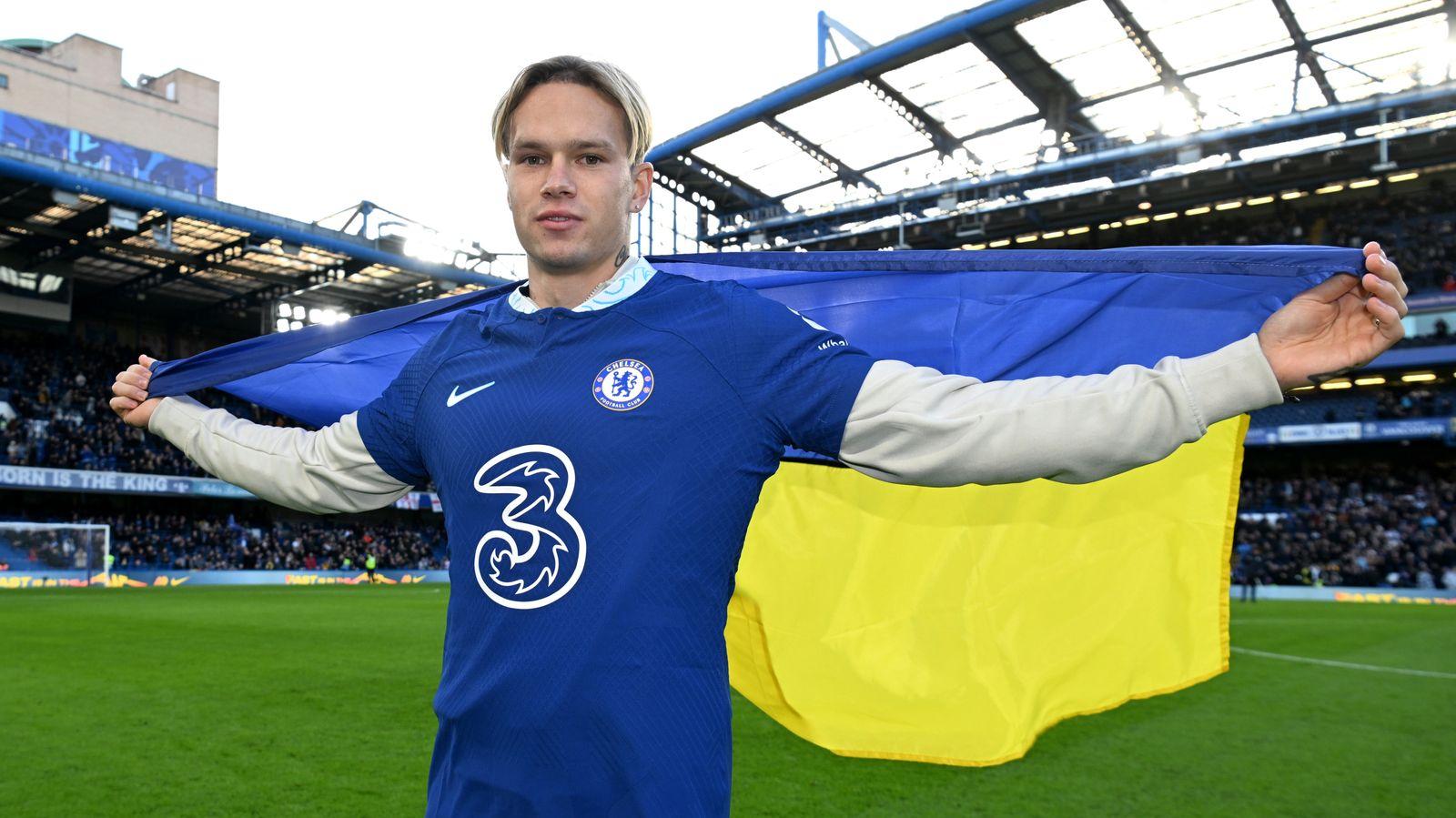 Mykhailo Mudryk Chelsea Sign Winger For 5m From Shakhtar