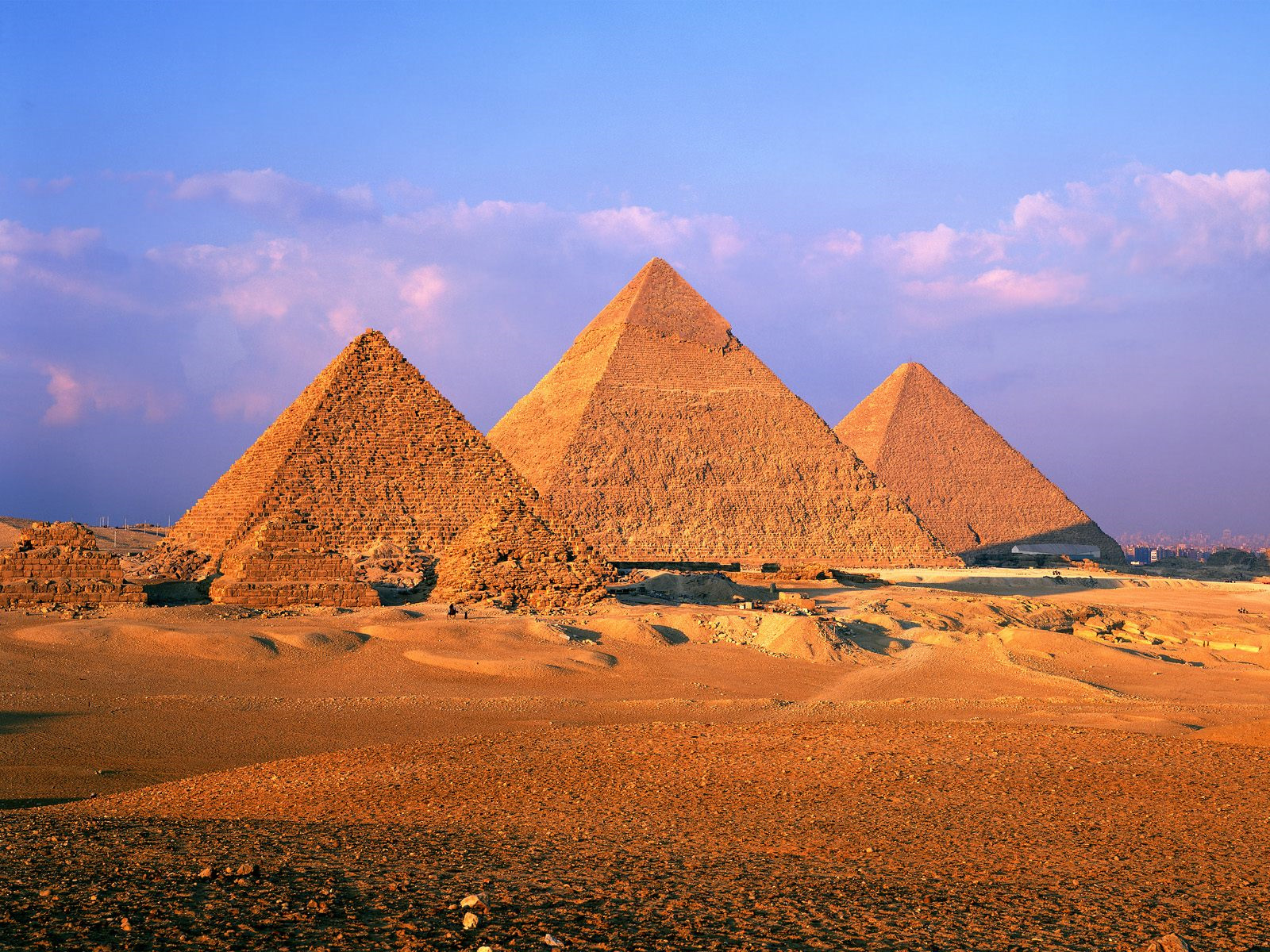 The Great Pyramid Giza Wallpaper