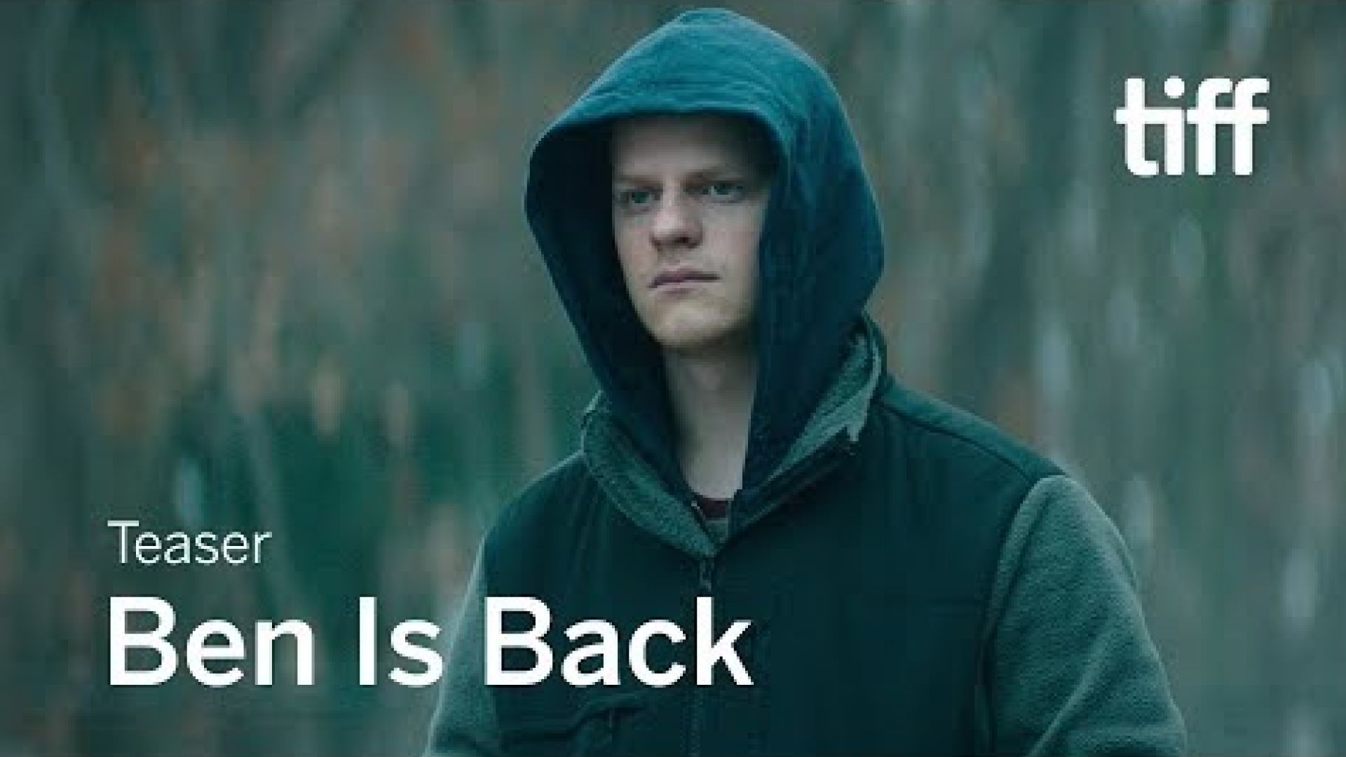 Julia Roberts And Lucas Hedges Deal With Addiction In Ben Is Back