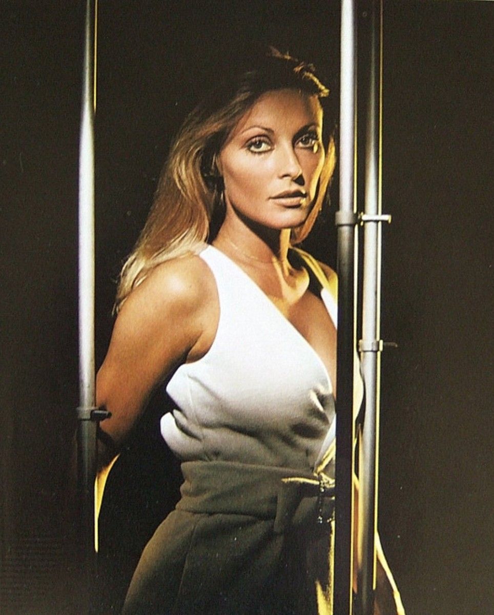 Sharon Tate Photo Of Pics Wallpaper