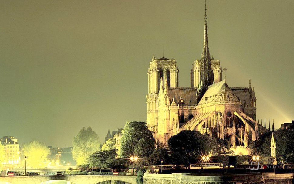 Notre Dame Cathedral Paris Wallpaper