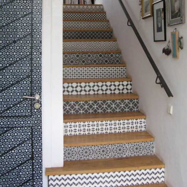Black And White Wallpaper Patterns For Stair Risers Decorating