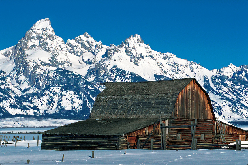 Barn Winter Mountain Scenes