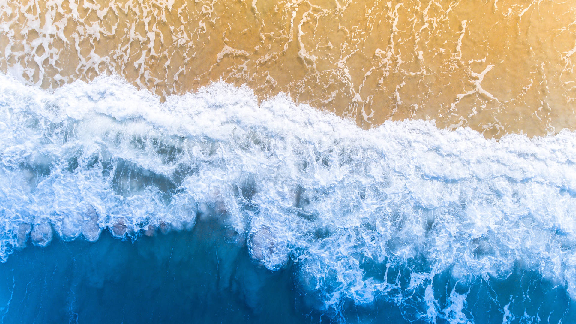 Ocean Waves Wallpaper