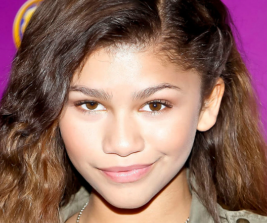 Spring is in the air with Zendaya Colemans interview in Glitter 540x451