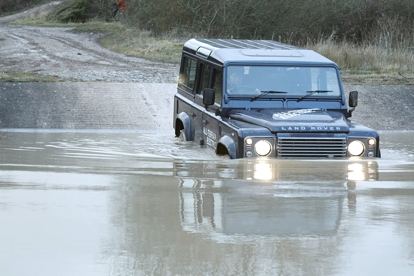 Photos Land Rover Defender Ev From Article At Full Electric