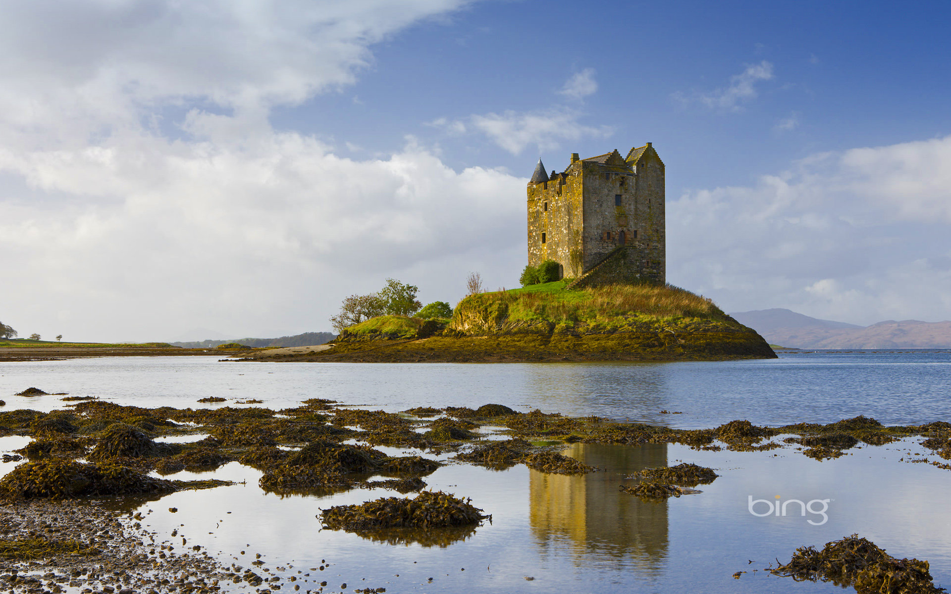 Gallery For Castle Stalker On An Island In Loch Linnhe Scottish